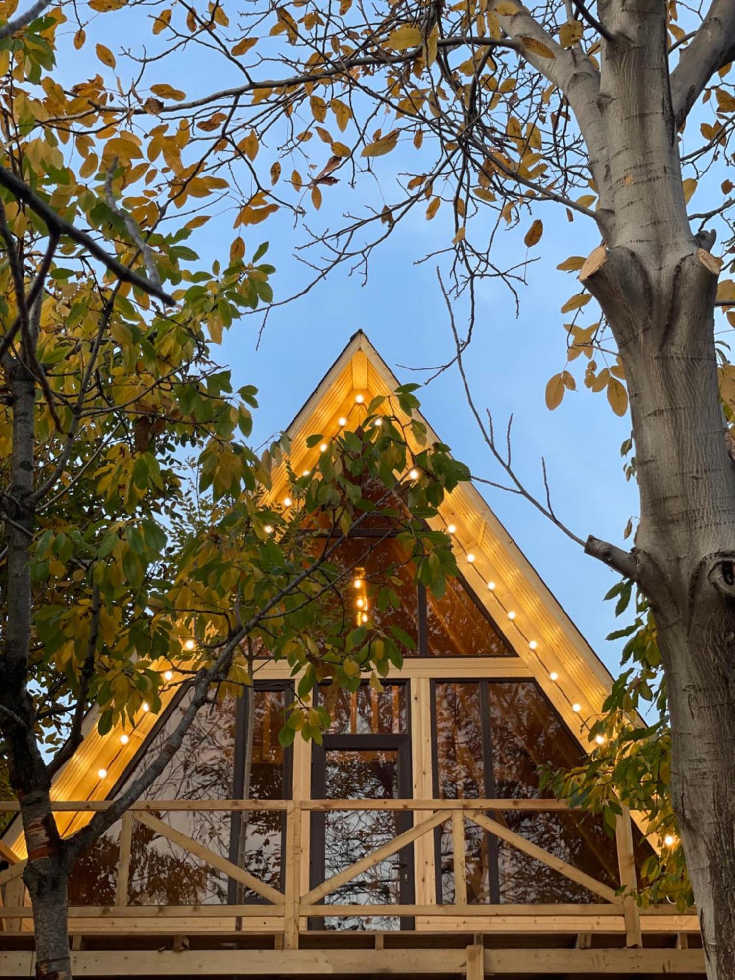 Byurakan Guesthouse & Cottage Екстериор снимка