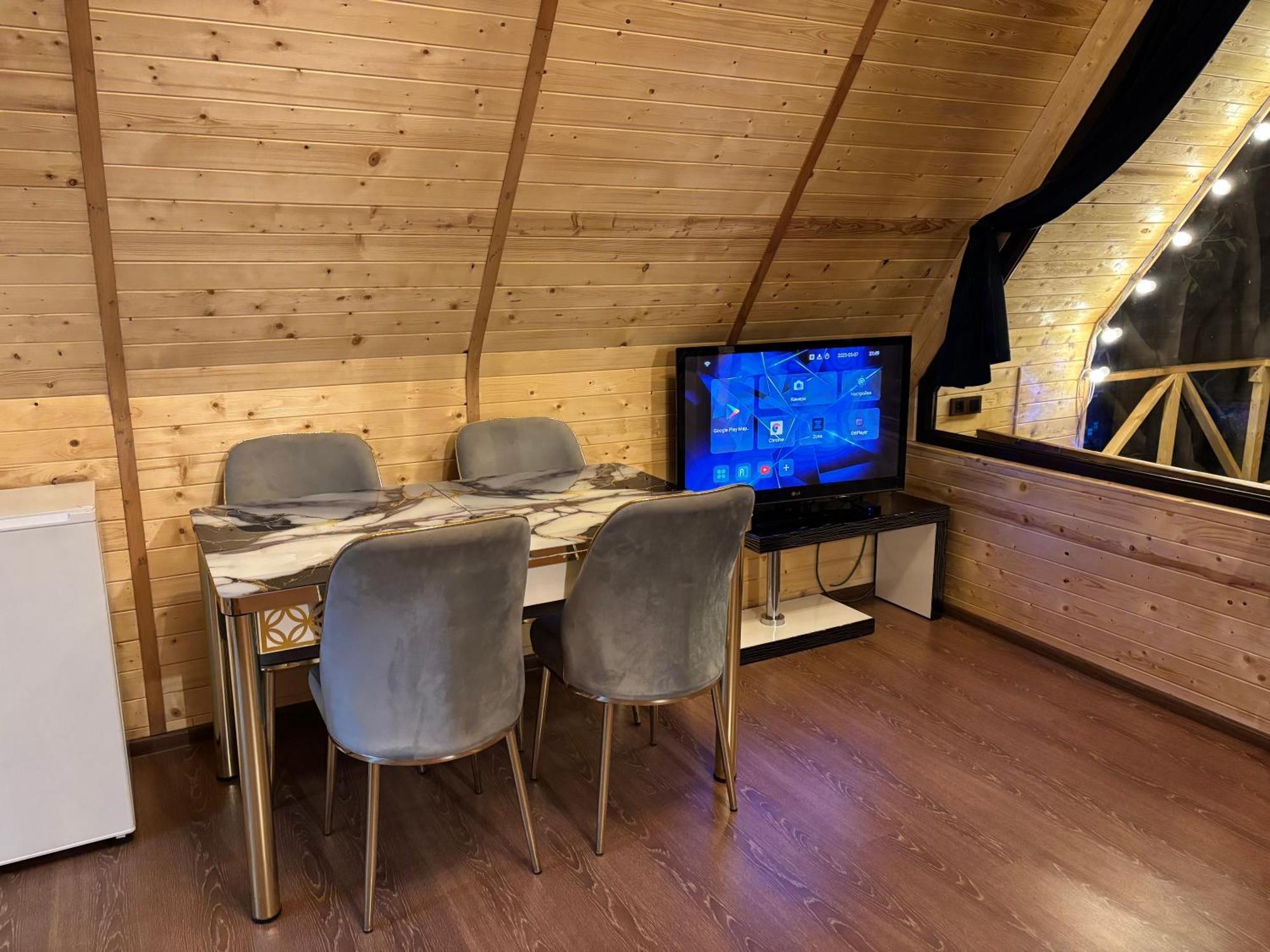 Byurakan Guesthouse & Cottage Екстериор снимка